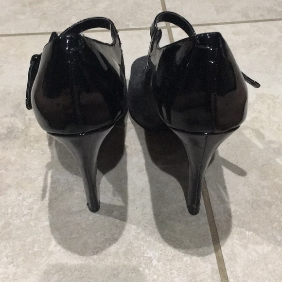 Nine West two-tone heels - Picture 3 of 5